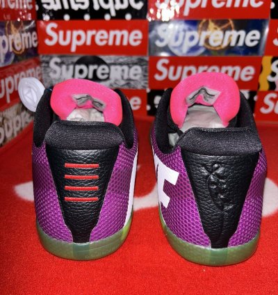Nike Kobe 11 Em Low Mambacurial 836183-635 Size 12