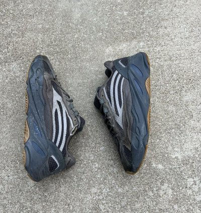 Adidas Yeezy 700 V2 Geode