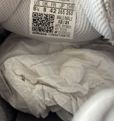 Adidas Yeezy 700 V2 Static
