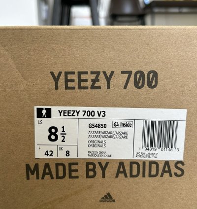 Adidas Yeezy 700 V3
