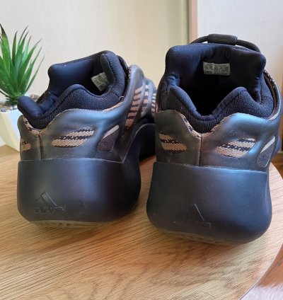 Adidas Yeezy 700 V3 Clay Brown