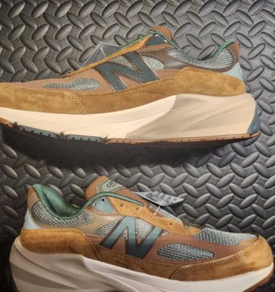 New Balance Carhartt 990v6 Size 12