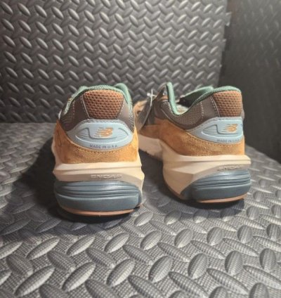 New Balance Carhartt 990v6 Size 12