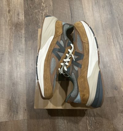 New Balance Carhartt Wip 990v6