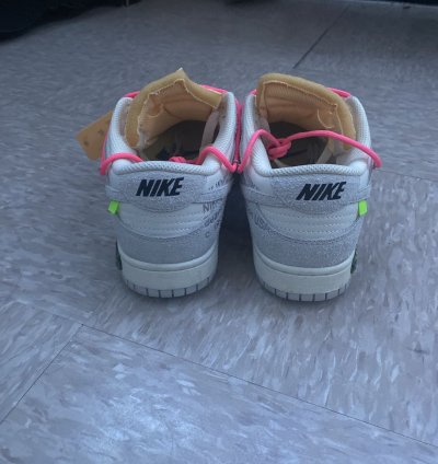 Off-white Nike Dunk Lot 17