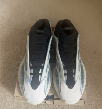 Adidas Yeezy 700 V3 Kyanite