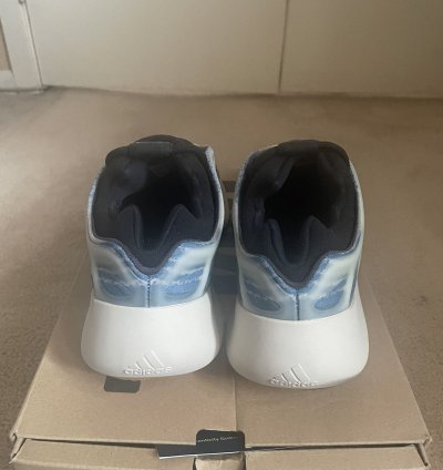 Adidas Yeezy 700 V3 Kyanite
