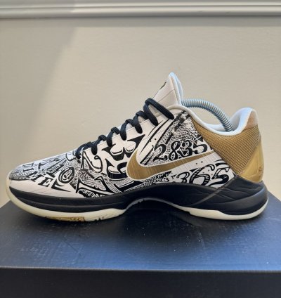 Nike Kobe 5 Protro Big Stage Parade Men Size 9