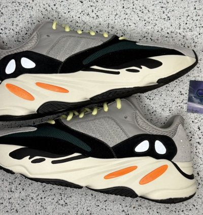 Adidas Yeezy 700 Wave Runner 11 5 Men