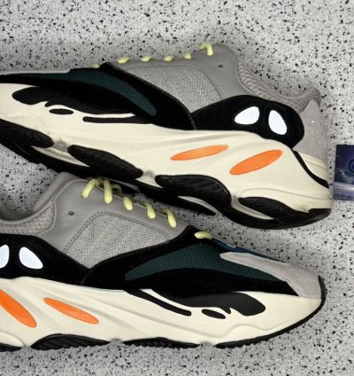 Adidas Yeezy 700 Wave Runner 11 5 Men