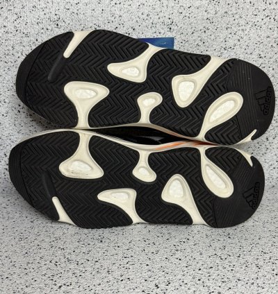 Adidas Yeezy 700 Wave Runner 11 5 Men
