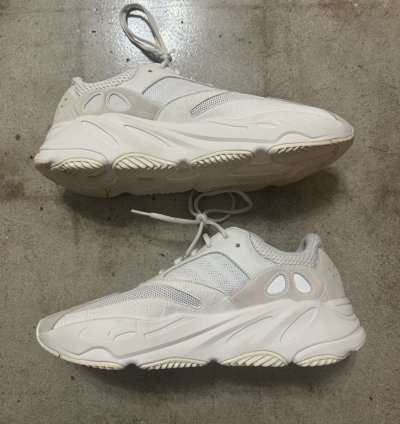 Adidas Yeezy All White 700 V1 Sample Kanye West