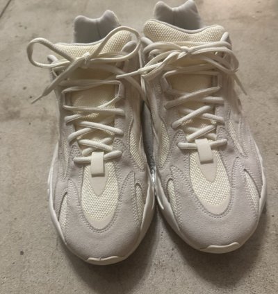 Adidas Yeezy All White 700 V2 Sample Kanye West