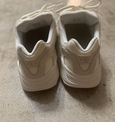 Adidas Yeezy All White 700 V2 Sample Kanye West