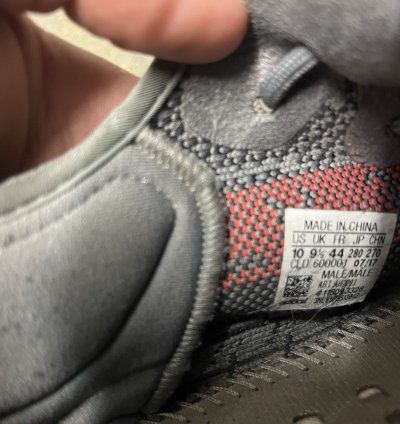 Adidas Yeezy Beluga 2 0 V2