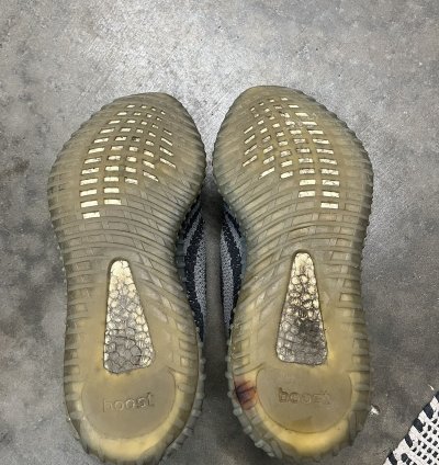 Adidas Yeezy Beluga 2 0 V2