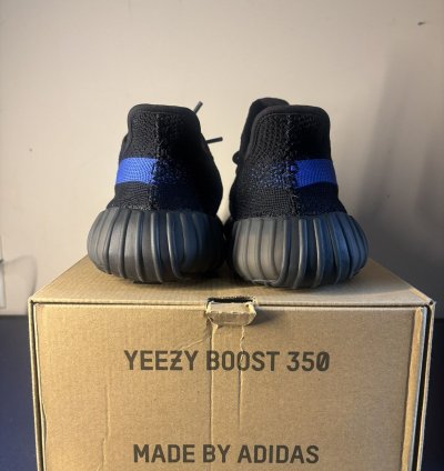 Adidas Yeezy Boost 350 V2 - Dazzling Blue