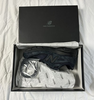New Balance Jjjjound 990v4