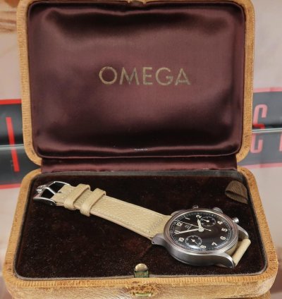 Omega 33 3 Chronograph Rare Early Model Waterproof Black Military Dial 321