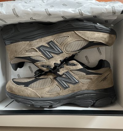 New Balance Jjjound 990v3 Brown