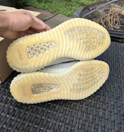 Adidas Yeezy Boost 350 V2 Bone