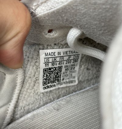 Adidas Yeezy Boost 350 V2 Bone