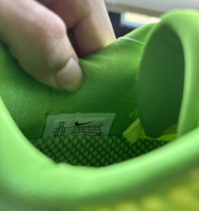 Nike Kobe 6 Grinch Protro 2020