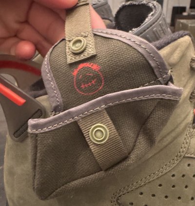 Olive Travis Scott Nike Jordan 6