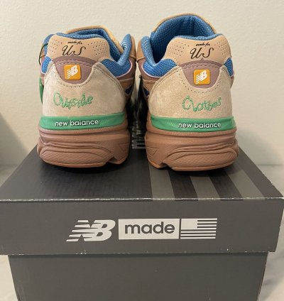 New Balance Joe Freshgoods Outside Clothes 990v3