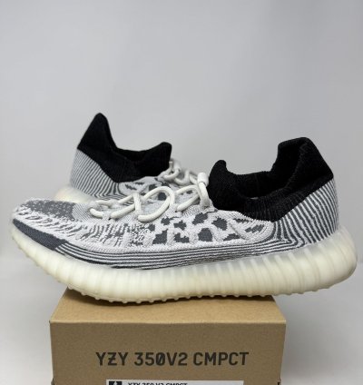 Adidas Yeezy Boost 350 V2 Cmpct Panda