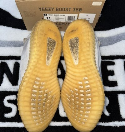 Adidas Yeezy Boost 350 V2 Cream White size 11