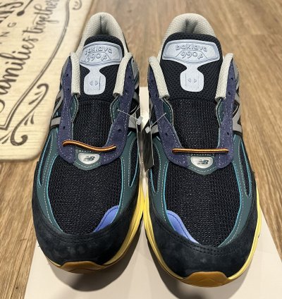 New Balance Lapis Lazuli Action Bronson 990v6