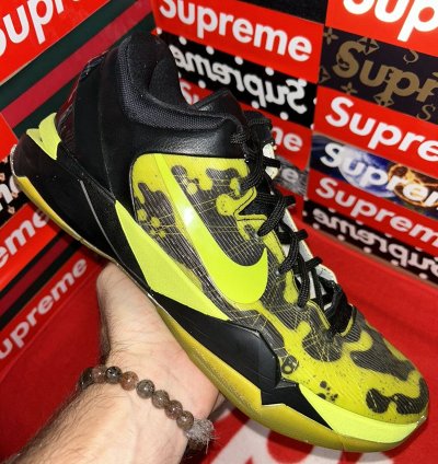 Nike Kobe 7 Id Poison Frog 518386-991 Size 12