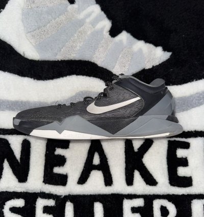Nike Kobe 7 System Black Wolf Grey size 10 5