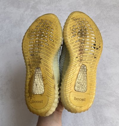 Adidas Yeezy Boost 350 V2 Shoes