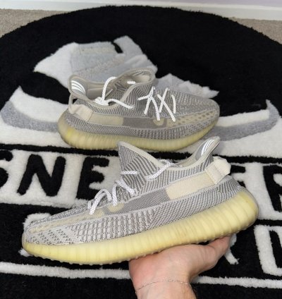 Adidas Yeezy Boost 350 V2 Static Non-reflective size 10