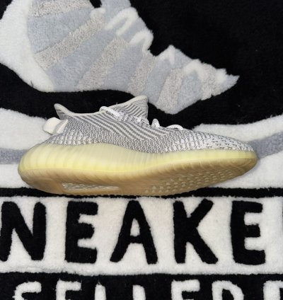 Adidas Yeezy Boost 350 V2 Static Non-reflective size 10