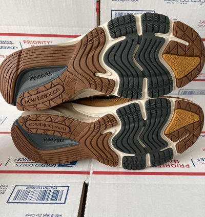 New Balance Miusa 990v6 Carhartt Wip