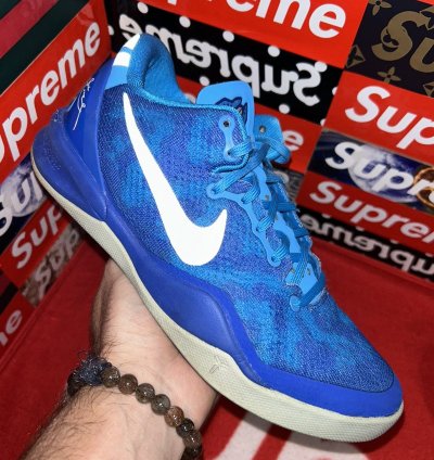 Nike Kobe 8 Blue Coral Snake Gs 555586-400 Size 5 5y