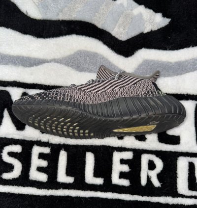 Adidas Yeezy Boost 350 V2 Yecheil Non-reflective size 10