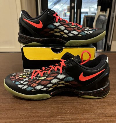 Nike Kobe 8 Christmas 2012