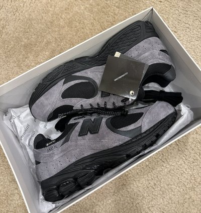 New Balance Nb 2002r Gore-tex Charcoal Black Noir Size Us 7
