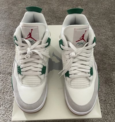Air Jordan 4 Retro Sb Pine Green