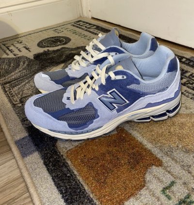 New Balance Protection Pack 2002r