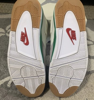 Air Jordan 4 Retro Sb Pine Green