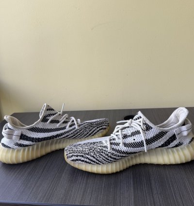 Adidas Yeezy Boost 350 V2 Zebra 2017 Sz 11 Used