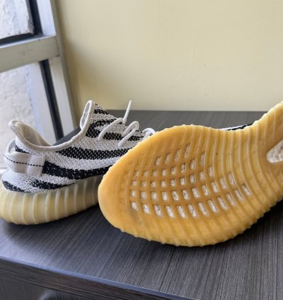 Adidas Yeezy Boost 350 V2 Zebra 2017 Sz 11 Used