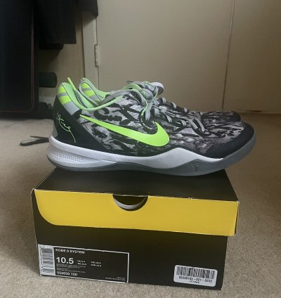 Nike Kobe 8 Graffiti