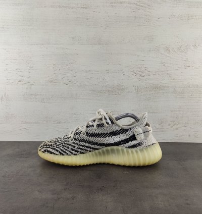 Adidas Yeezy Boost 350 V2 Zebra Sneakers