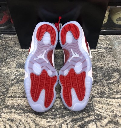 Air Jordan 11 Retro Cherry